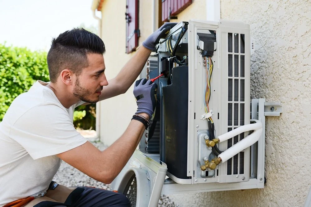 Bluestar AC Dealers in Tirunelveli – Bluestar Air Conditioner Dealers | Strawberry Engineering