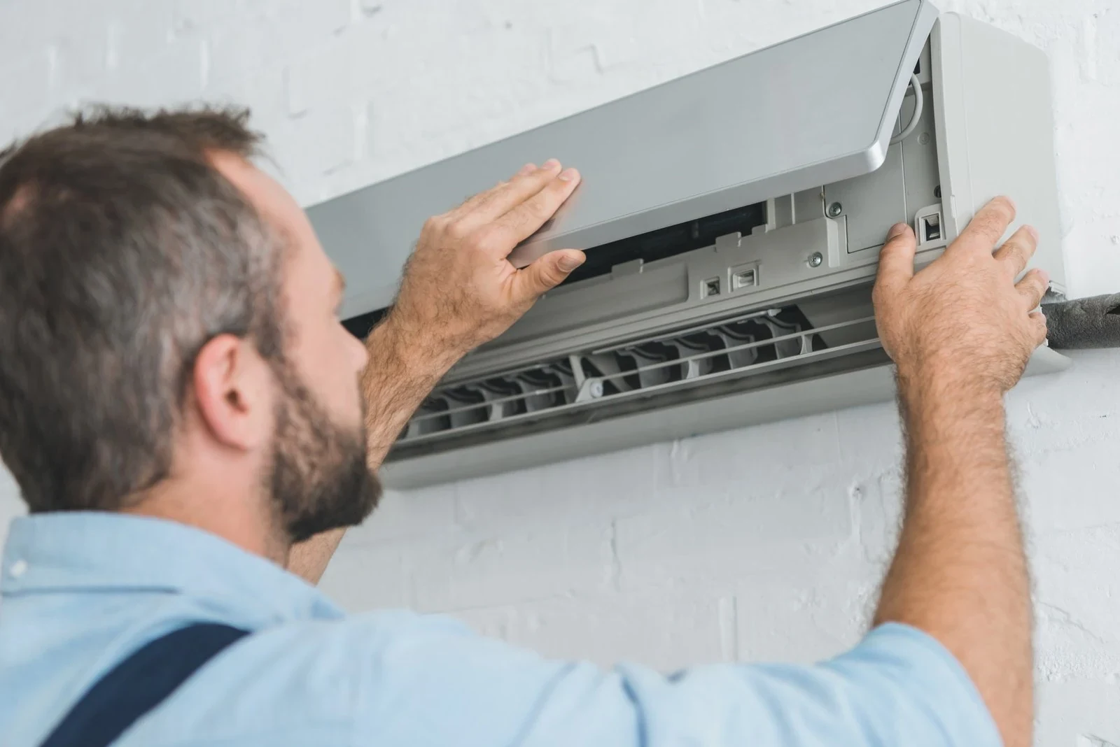 AC Repair & Maintenance in Tirunelveli | Strawberry Engineering